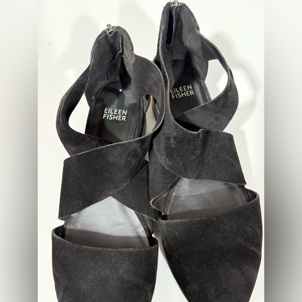 EILEEN FISHER  Black cross strap closed toe sandal size 8 - Picture 4 of 8